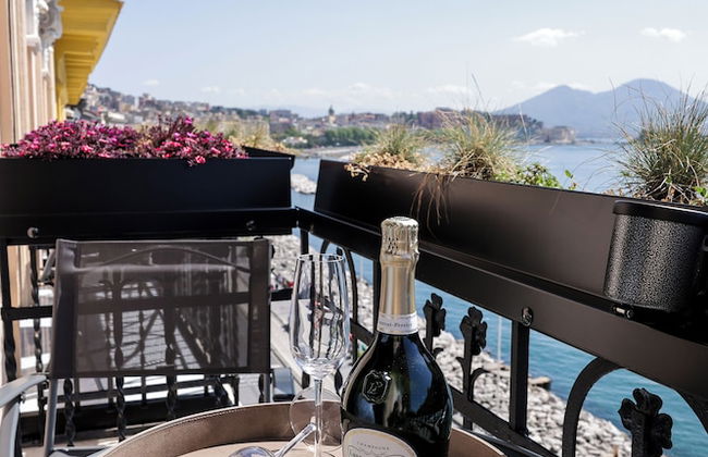 Demetra Luxury Suites - Photo 30