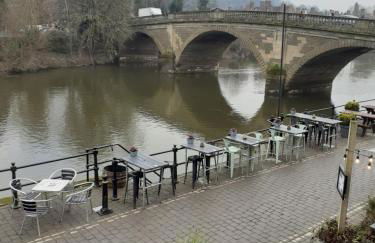 Riverside 2 bed apartment Bewdley Worcestershire - Foto 13