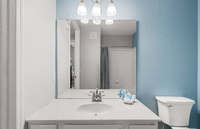 Lakefront Luxury - Photo 70