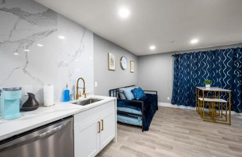 Modern Getaway with Free Parking Near Downtown and NRG - Foto 13