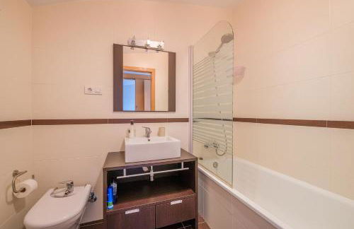 Ático-dúplex geniales vistas al mar - Foto 12