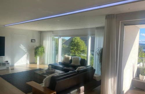 Villa Kaja by Maggie mit Pool, Kamin und traumhaftem Blick auf den Möhnesee - Foto 58