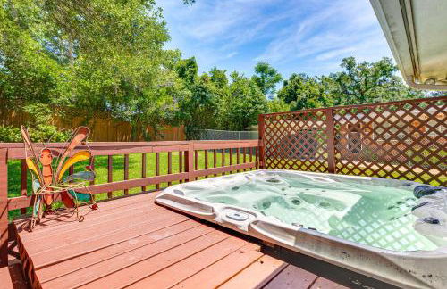 2 Mi to FSU and FAMU Home with Spacious Deck! - Foto 1