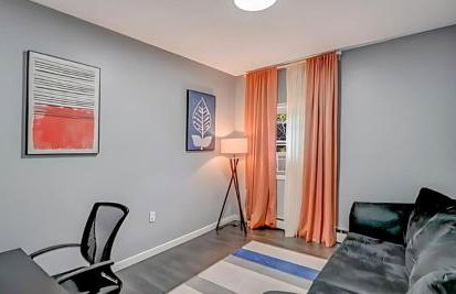 Peaceful Pocono Home with Hot Tub, gym, & office - Foto 18