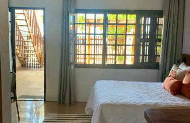 Suíte frente mar com cozinha e quintal pés na areia - Foto 21