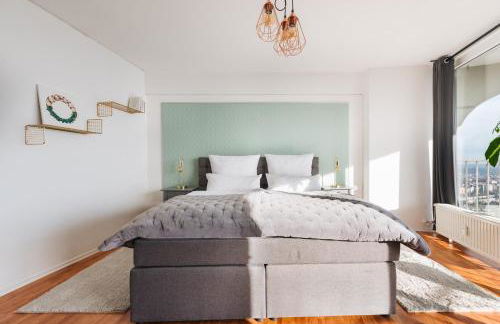 GREAT CITY VIEW I 26 FLOOR I NETFLIX and BOXSPRINGBED - Foto 6