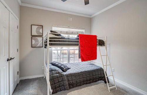 Pet-Friendly Tulsa Escape with Private Hot Tub! - Foto 28