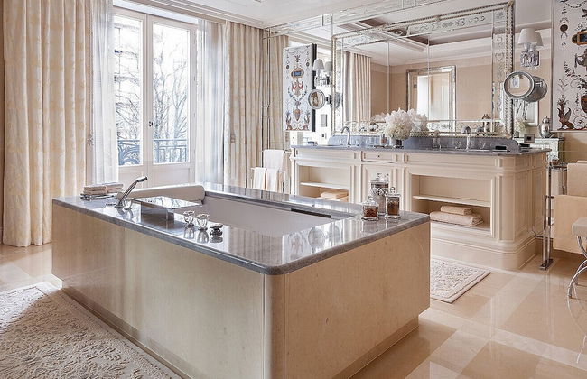 Four Seasons Hotel George V - Photo 62