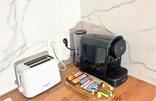 Cocon tout équipé avec jardin au centre-ville - Foto 16