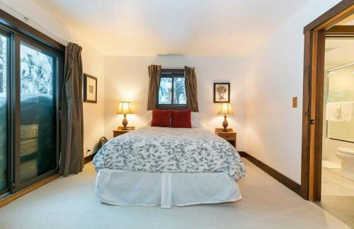 North Lake Tahoe Cabin and Hot Tub - Foto 19