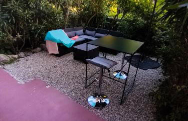 Home2Sea - Piscine, Jardin, studio cabine, 1 canapé lit convertible 2 ADULTES, 1 lit superposé triple 3 ENFANTS ou ADOS - Foto 15