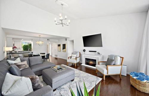 Sunrise Sanctuary Monthly Retreat with Pool - Foto 13