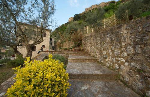 Levantes Mansion - Photo 7