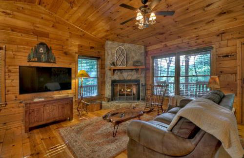 Bearfoot Ridge Wood-burning fireplace cozy hot tub serene views - Foto 33