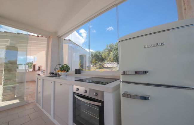 TD Trulli Benedetta w Pool in Peaceful Nature - Foto 13