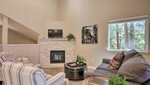 1 Mi to Skiing and Beaches Incline Village Home! - Foto 4