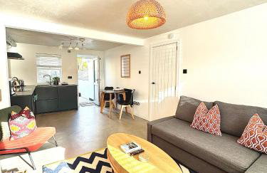 Palms 1 Log Burner Private Courtyard Parking Central Newquay - Foto 10