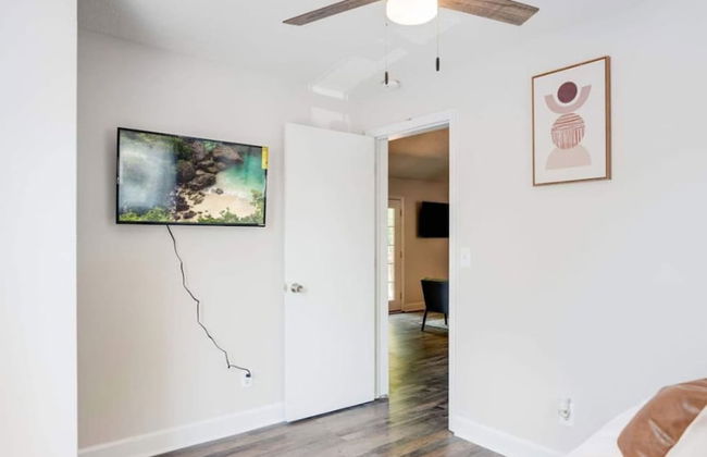 Cozy Oasis of Downtown Clarksville - Foto 19