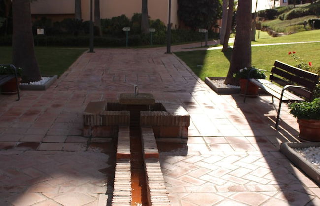 Beautiful Flat Near Golf Courses With sea Views - Photo 31