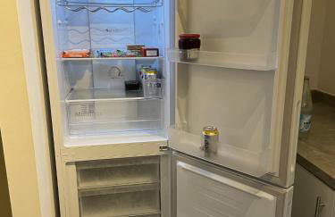 Large 2 bedroom apartment, 4 beds one 1 en-suite, Free parking Nr Chelt Elmore and Quays - Foto 6