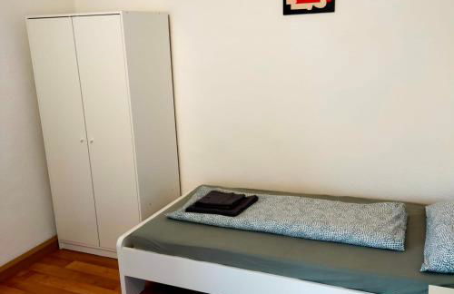 Leuna - Kurzzeitvermietungen direkt bei den Leunawerken, 2-3 Schlafzimmer - Foto 31