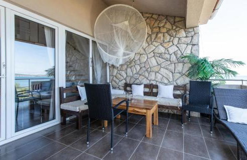 Amazing Apartment In Dobropoljana - Photo 6