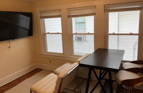 The Yellow Door 3-bedroom downtown near VT&RU - Foto 8