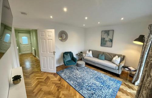 Idyllic bungalow in Burscough, ideal location in West Lancashire - Photo 4