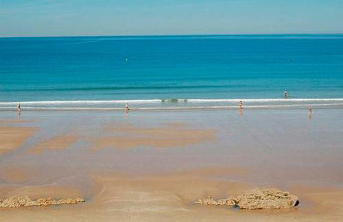 Villa de Lujo con Jardines y Piscina - Foto 55