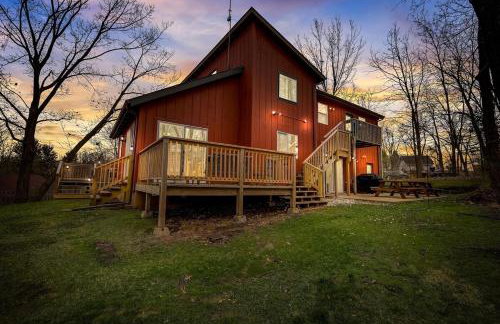 Rare Gem! Game Room, Hot Tub, Near Lake, Pet Ok - Foto 52