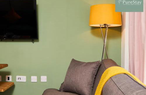 Stylish 5-bedroom Manchester Retreat Sleeps 9 by PureStay - Foto 23