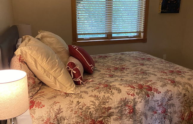 Inn on Bigfork Bay Loft 2 Bedroom - Photo 3