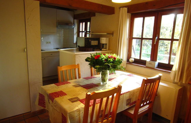 Cosy and Snug Holiday Home With Joint Swimming Pool - Foto 34