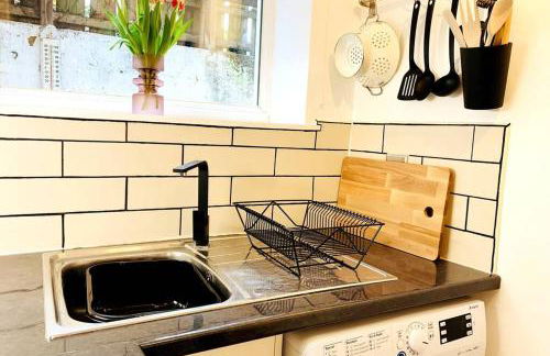 The Nook - A stylish apartment with garden, near the beach - Foto 12