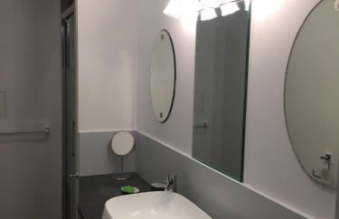 Gite La Maison Blanche Familiale Château La Roche Racan - Foto 14