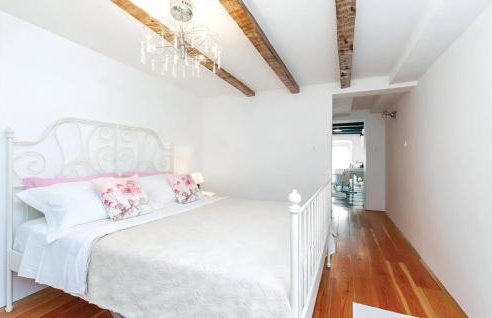 Charming Old House with Sea View Bakar - Photo 2