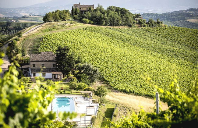 Serene Apartment in Ascoli Piceno with Hot Tub - Foto 16