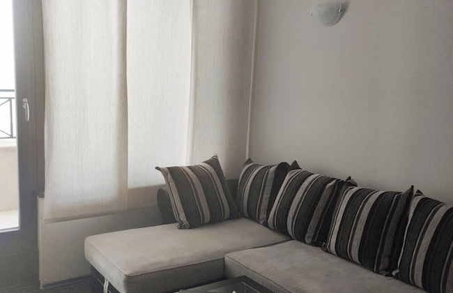 Golden Sands Rentals - Photo 1