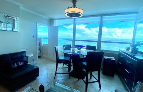 Castle Beach Resort Condo - Panoramic Large Penthouse or Deluxe 1 BR Direct Ocean View and beach access- Updated-Free parking- - Photo 16