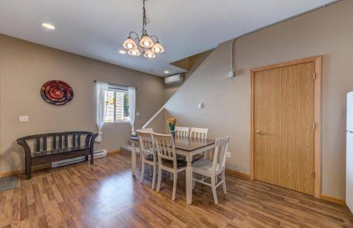 Sunbeam Condo - Beautiful 2 Bedroom Stay by Beach - Foto 4