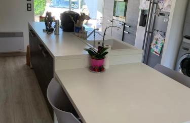 Plain pied climatisé piscine idéalement situé - Foto 27