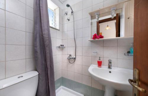 Vergonis Studios - Photo 61