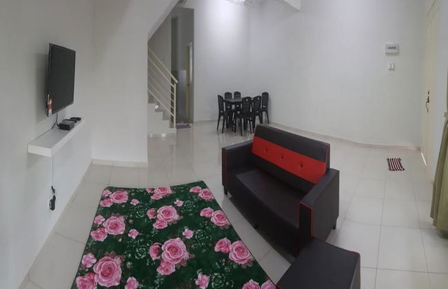 Homestay Ainizie Melaka - Photo 9