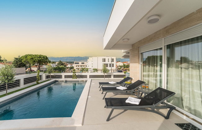 Luxury apartment Sun with private Pool and Jacuzzi - Photo 52