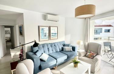 SEA VIEW & BEACH ACCESS - Center - Parking - Photo 10