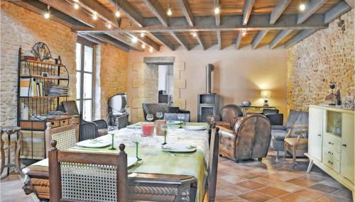 Lovely Home In Sainte Alvère With Sauna - Foto 3