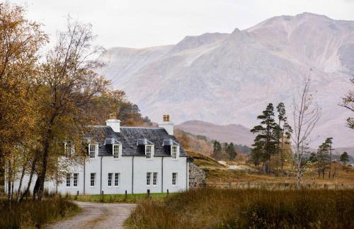 Coulin Farmhouse - Photo 1