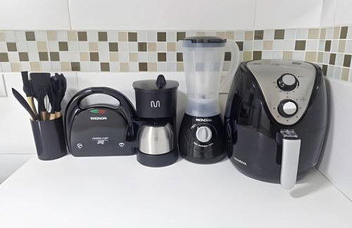 Varanda ensolarada a alguns passos do mar - Foto 28