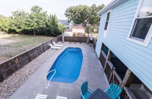 Somewhere On A Beach - 4 bedroom -Private Pool - Hot Tub - Fire Pit - Game Room - Horseshoe Pits - Walk to beach, Sound, arcade and go carts! - Foto 6