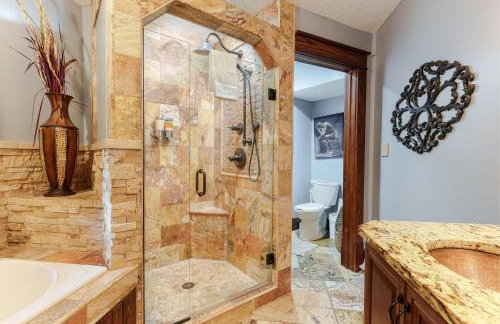 Liberty Lodge Pool & Hot Tub Game Room BBQ - Foto 39